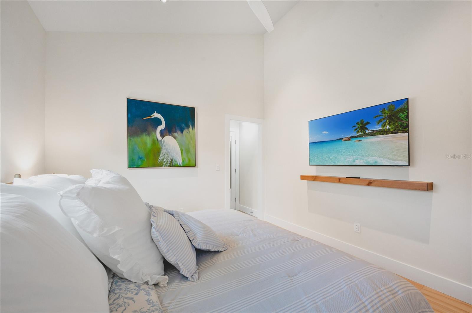 LUANA ISLES - Residential