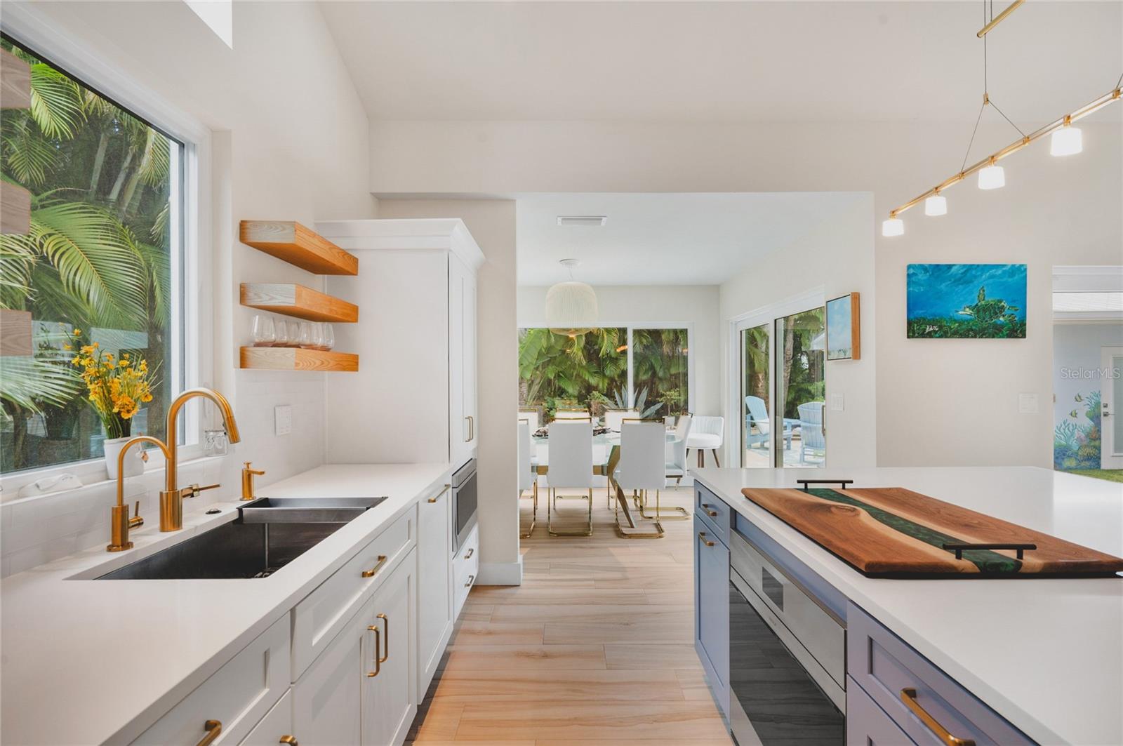 LUANA ISLES - Residential