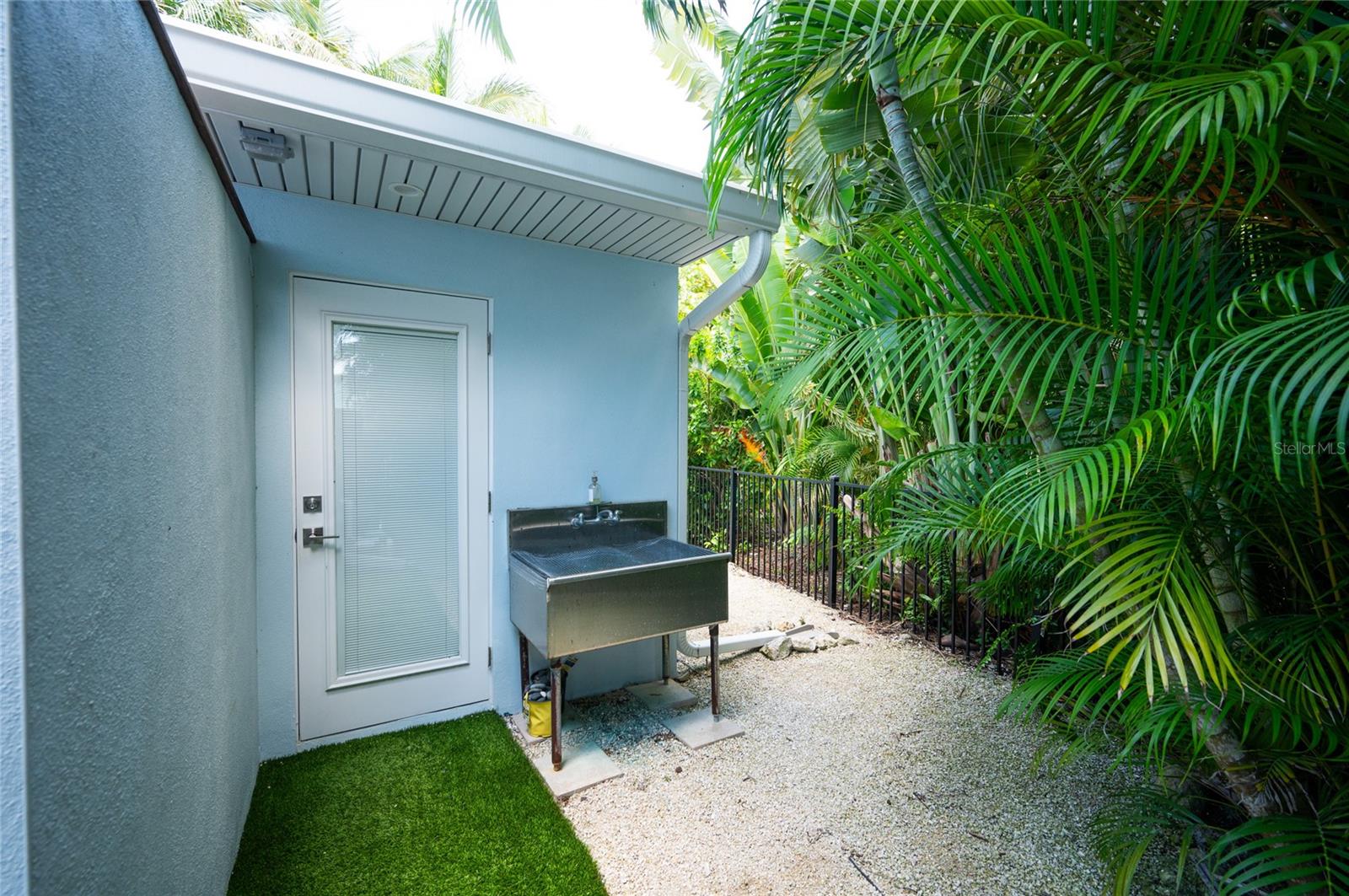 LUANA ISLES - Residential