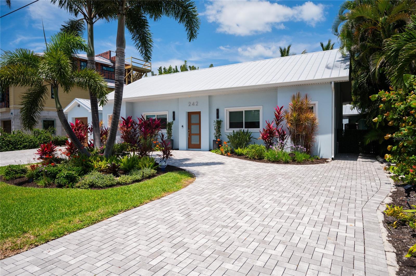LUANA ISLES - Residential