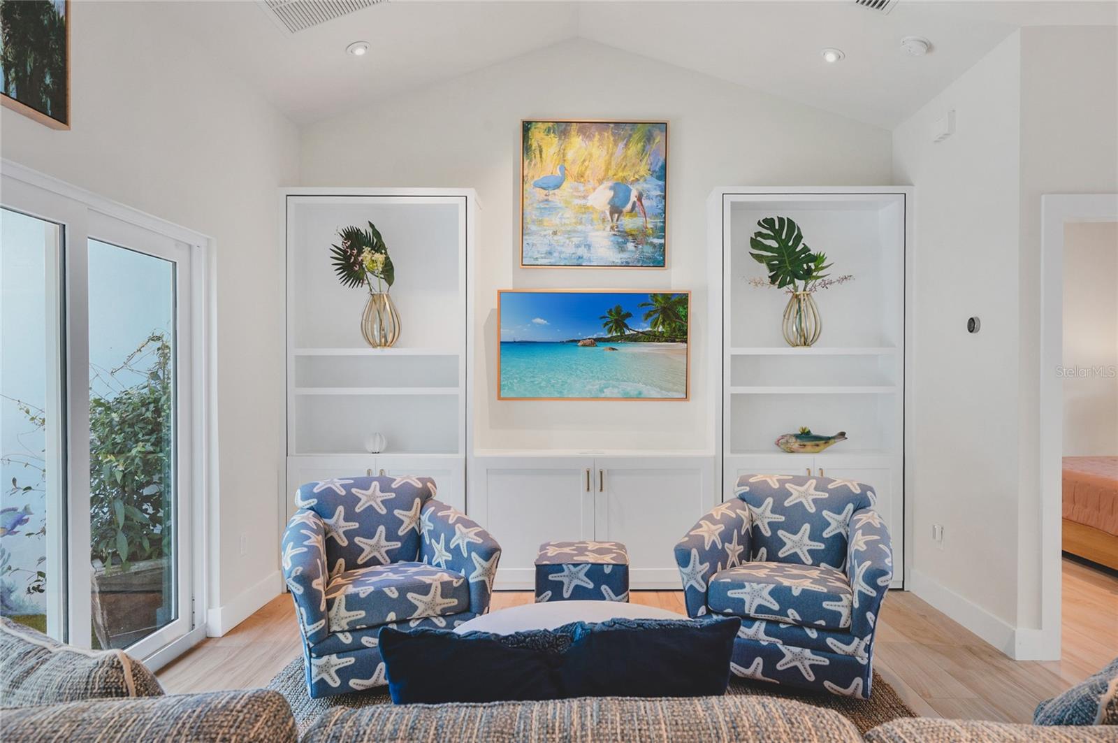 LUANA ISLES - Residential