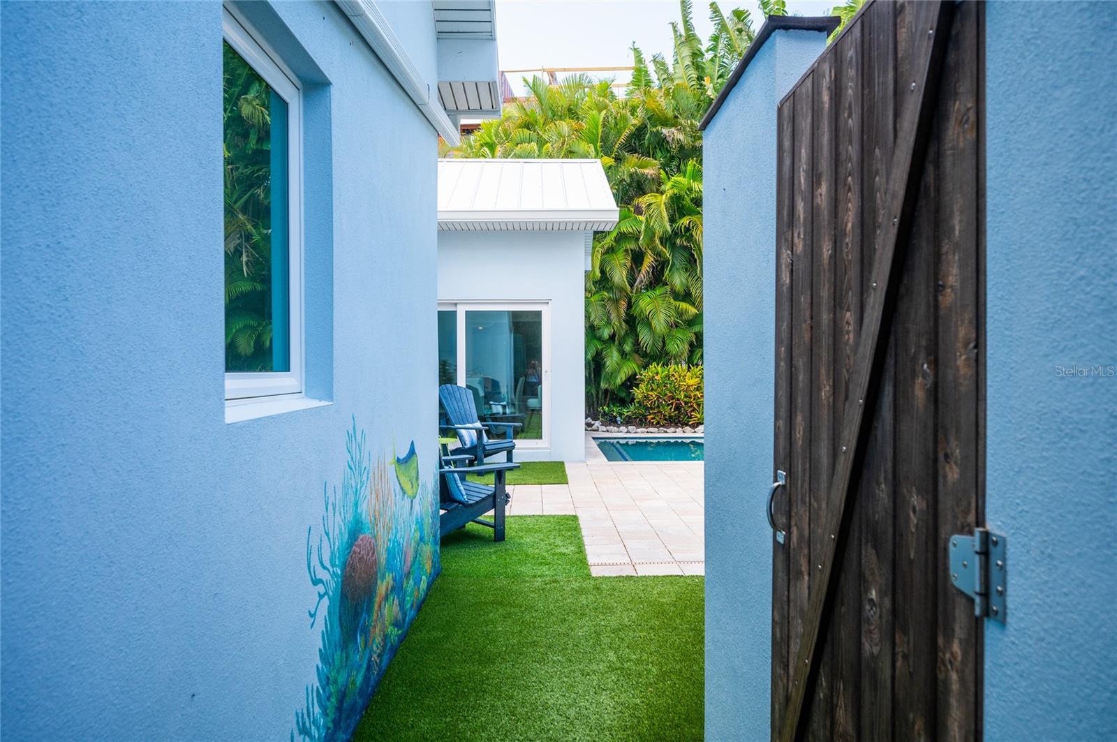 LUANA ISLES - Residential