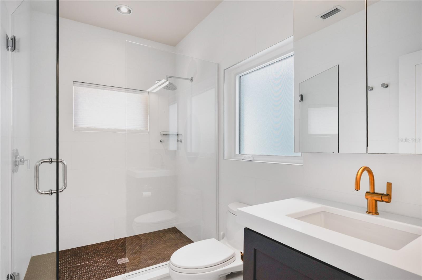 LUANA ISLES - Residential