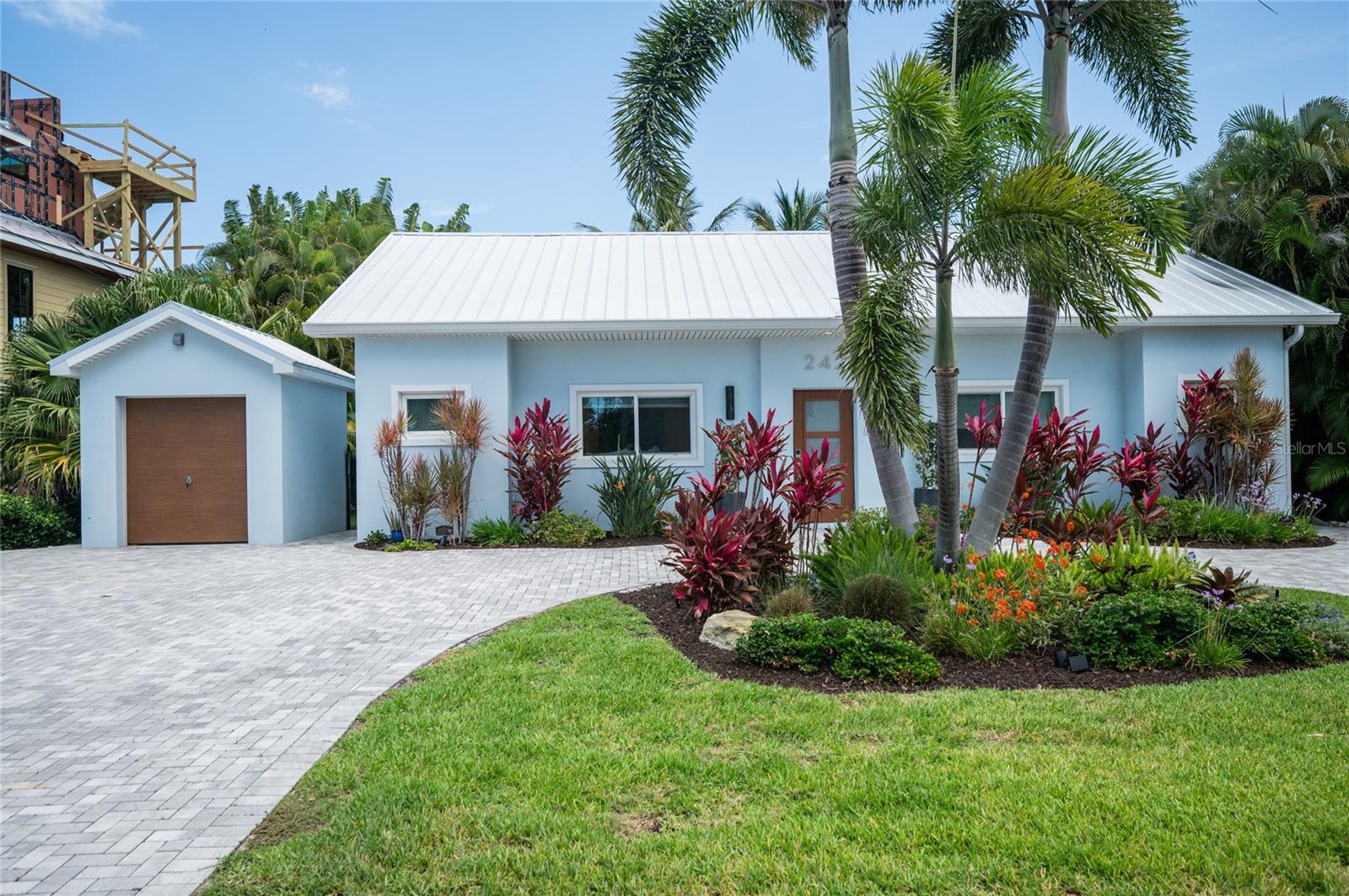 LUANA ISLES - Residential