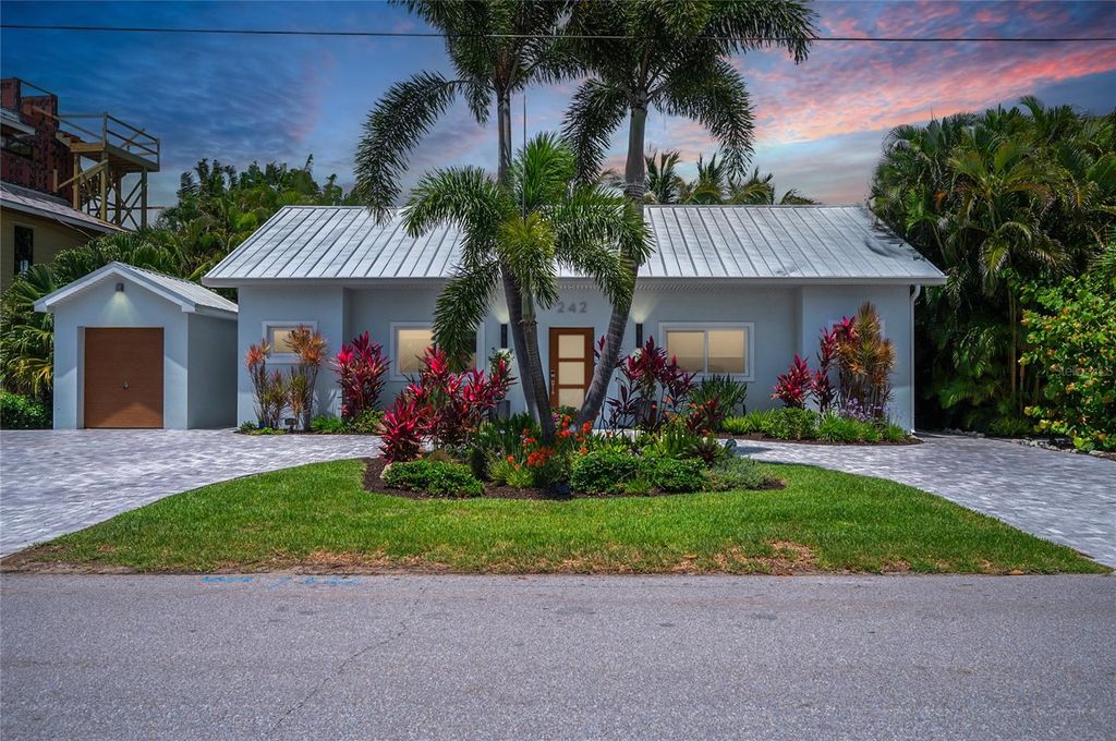 Photo of 242 Gladiolus Street, Anna Maria, FL 34216 (MLS # A4694474)