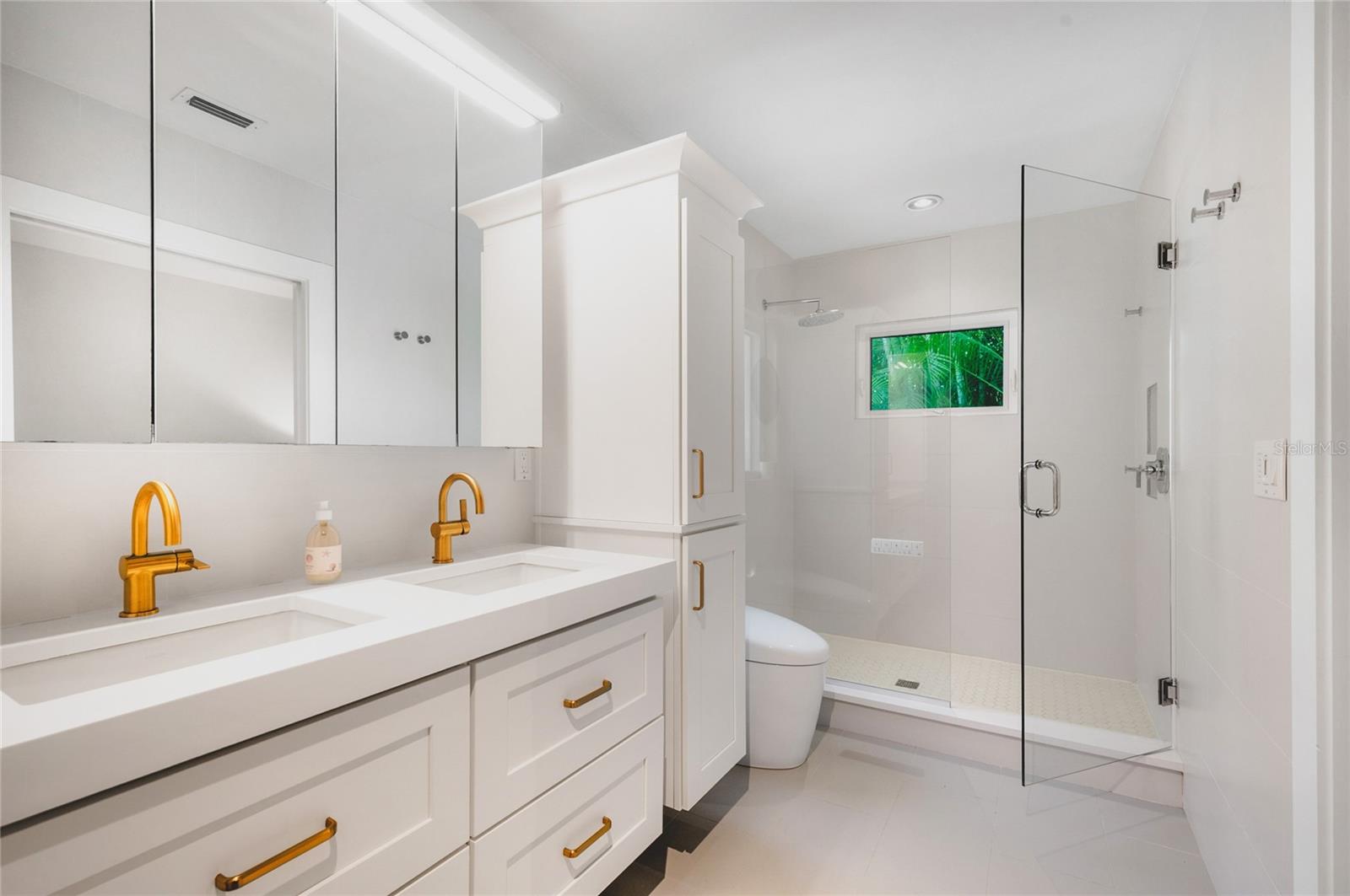 LUANA ISLES - Residential