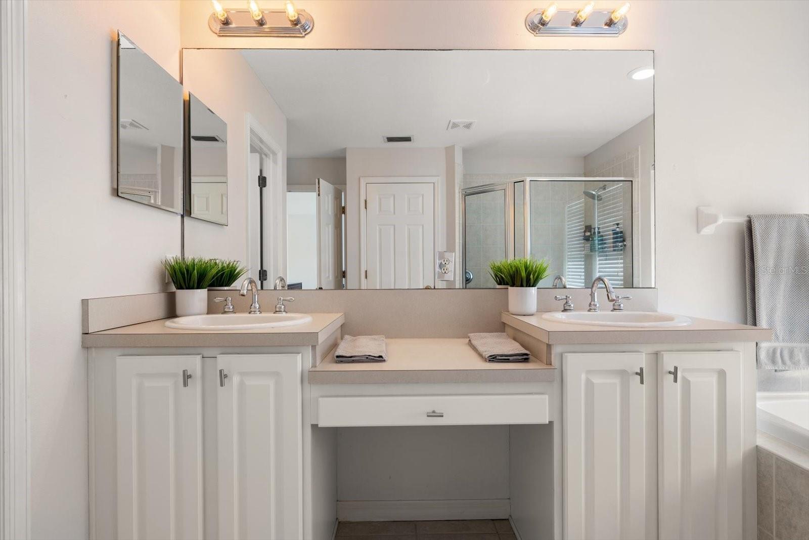 WEST BAY VILLAGE - Residential