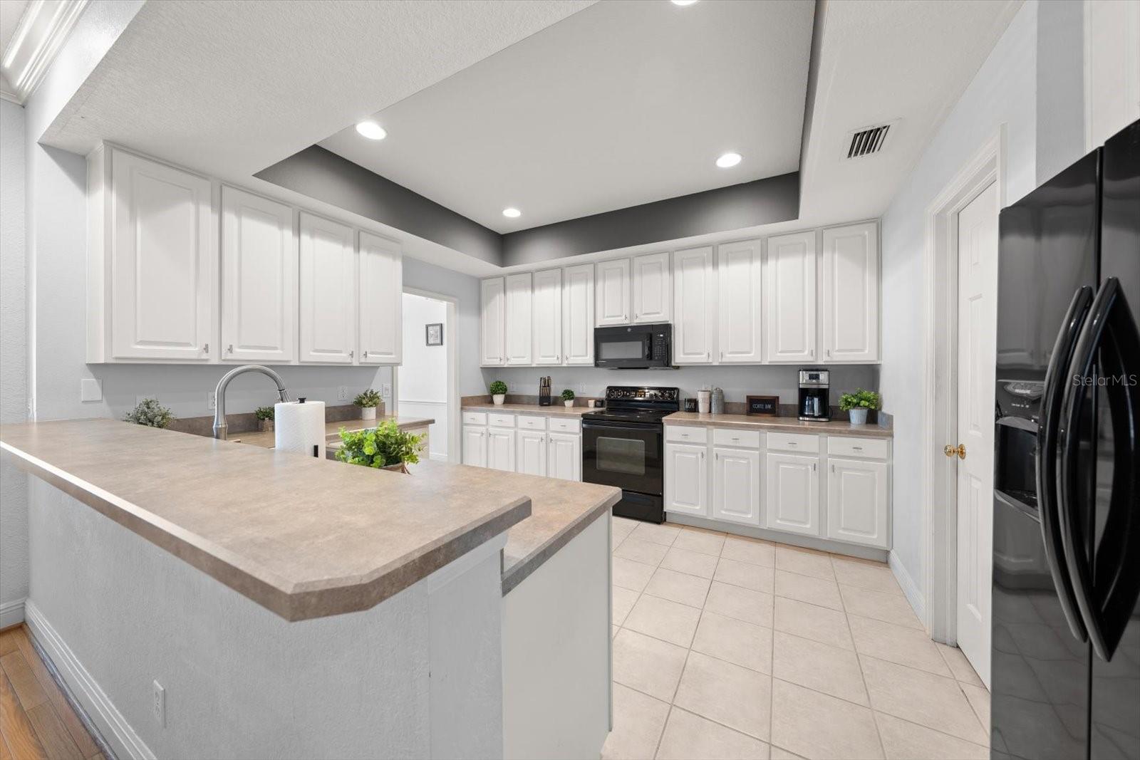 WEST BAY VILLAGE - Residential