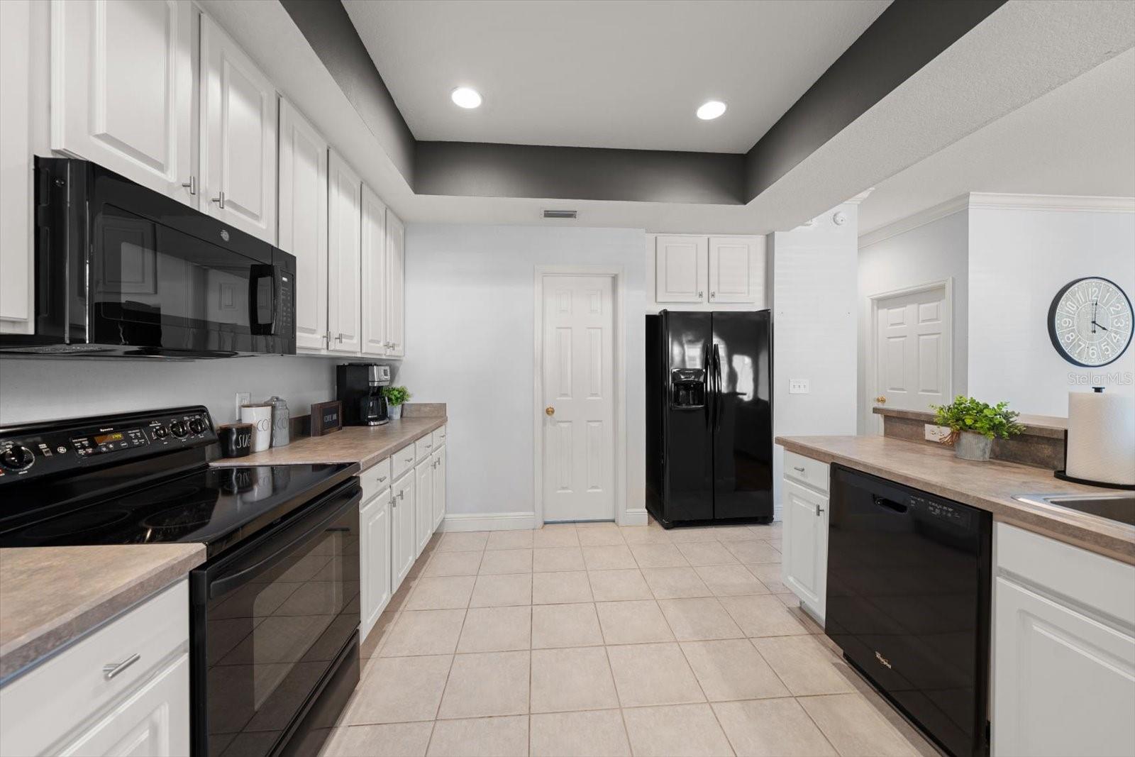 WEST BAY VILLAGE - Residential