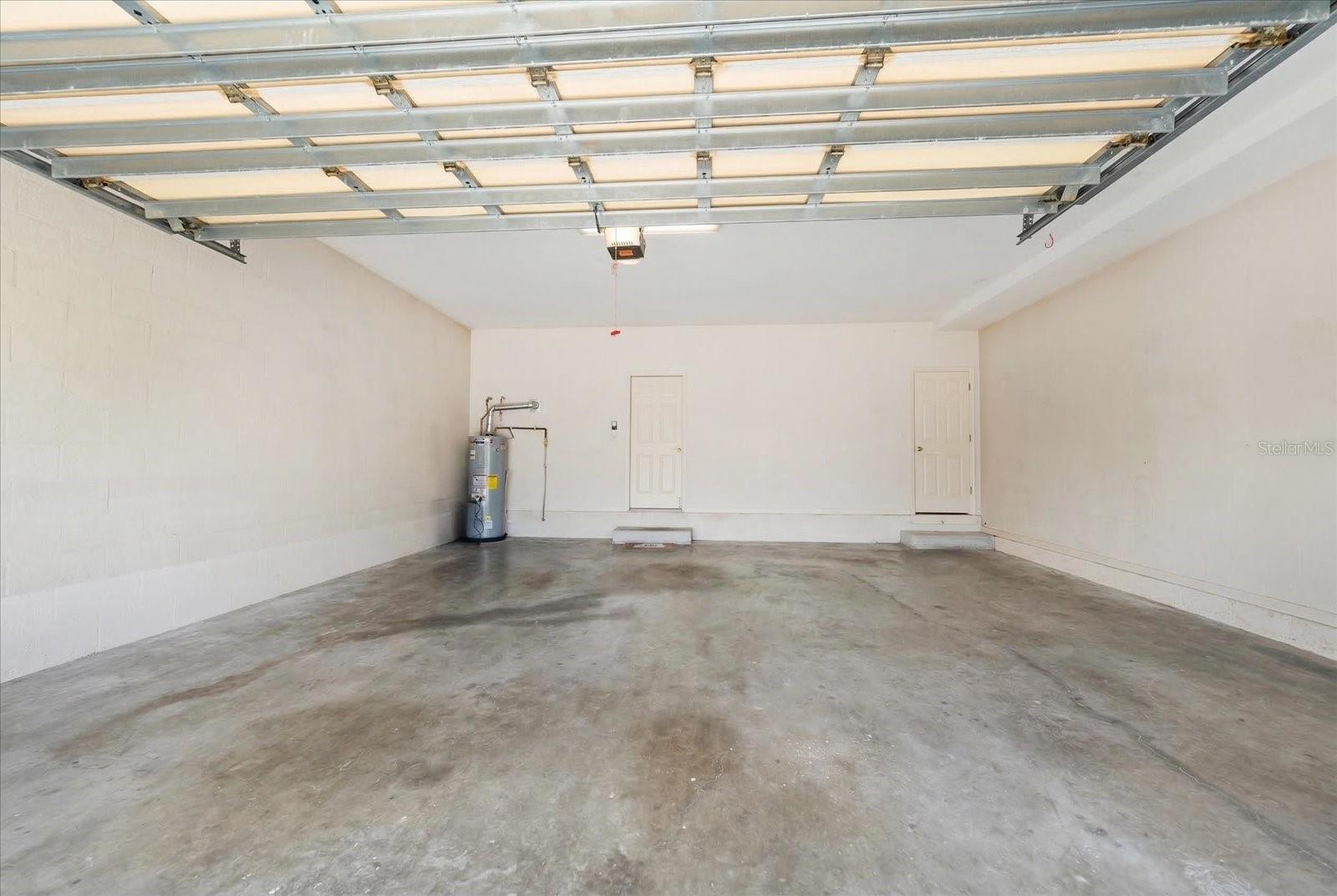 WEST BAY VILLAGE - Residential