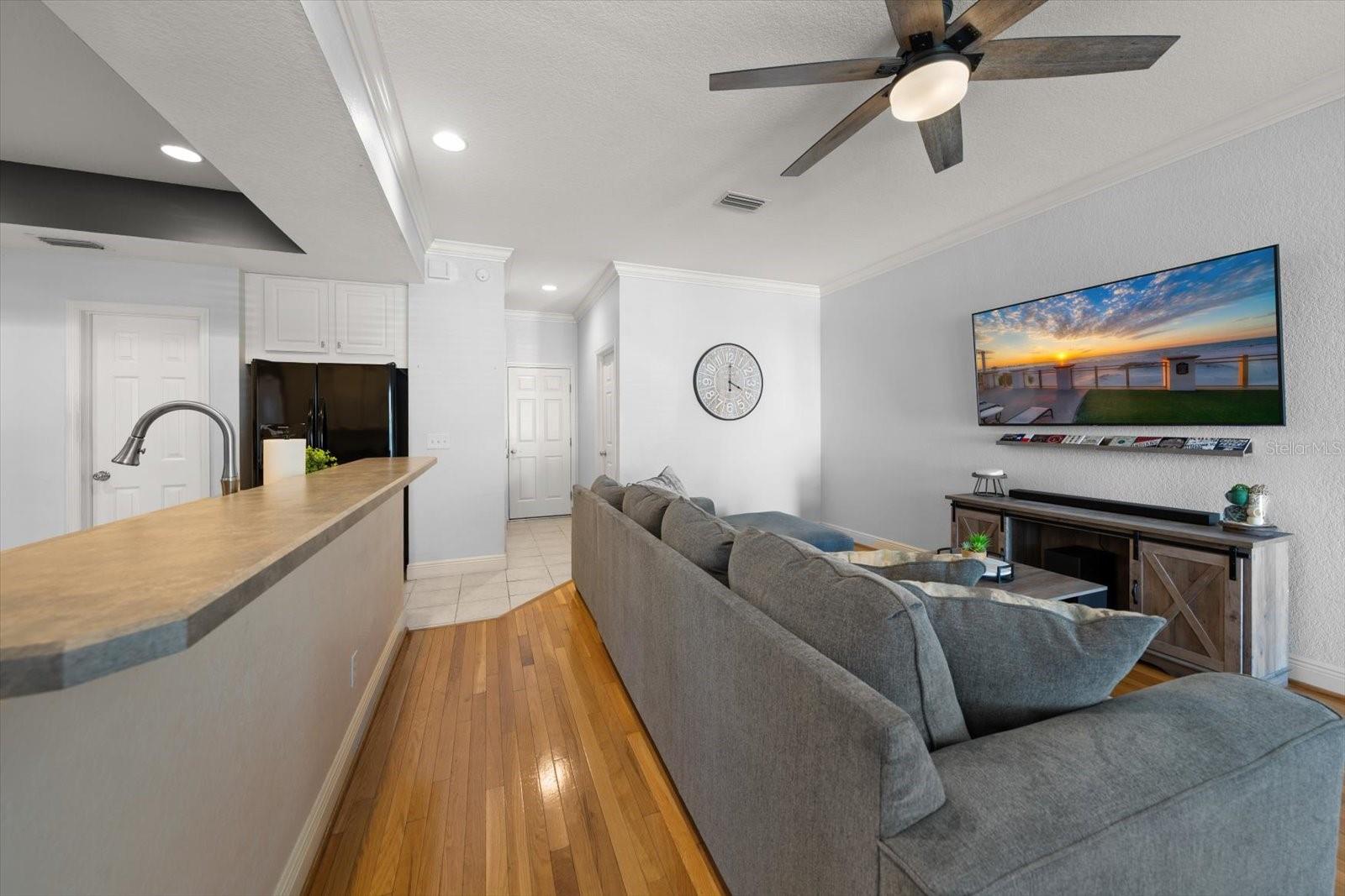 WEST BAY VILLAGE - Residential