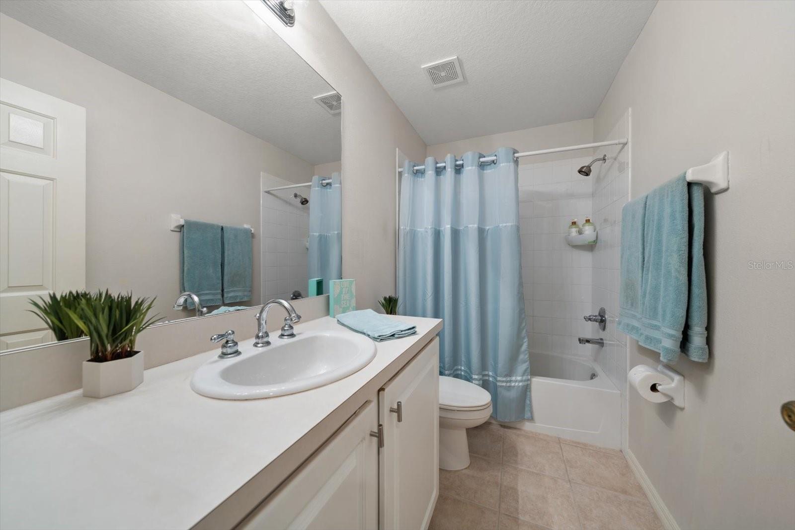 WEST BAY VILLAGE - Residential