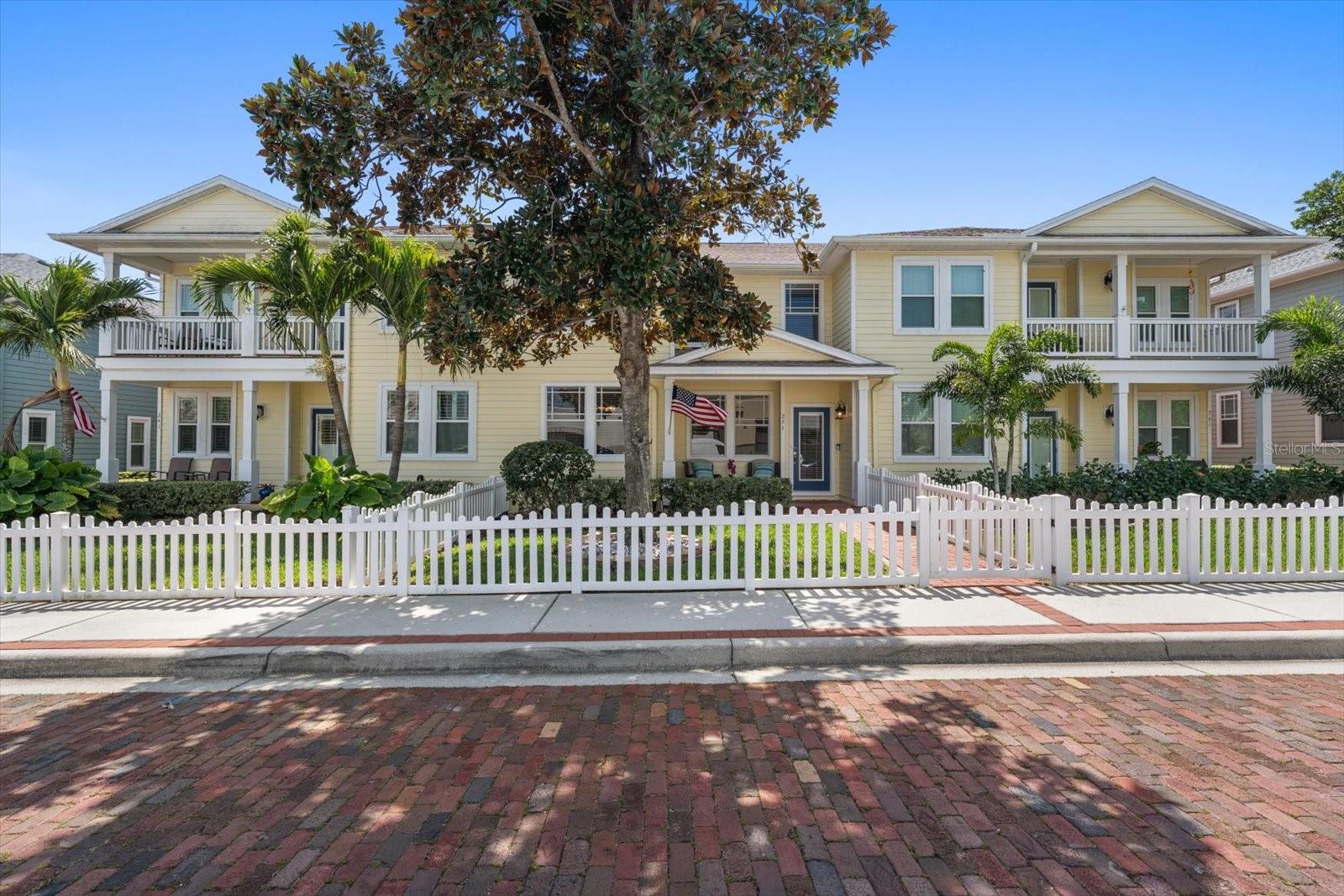 WEST BAY VILLAGE - Residential