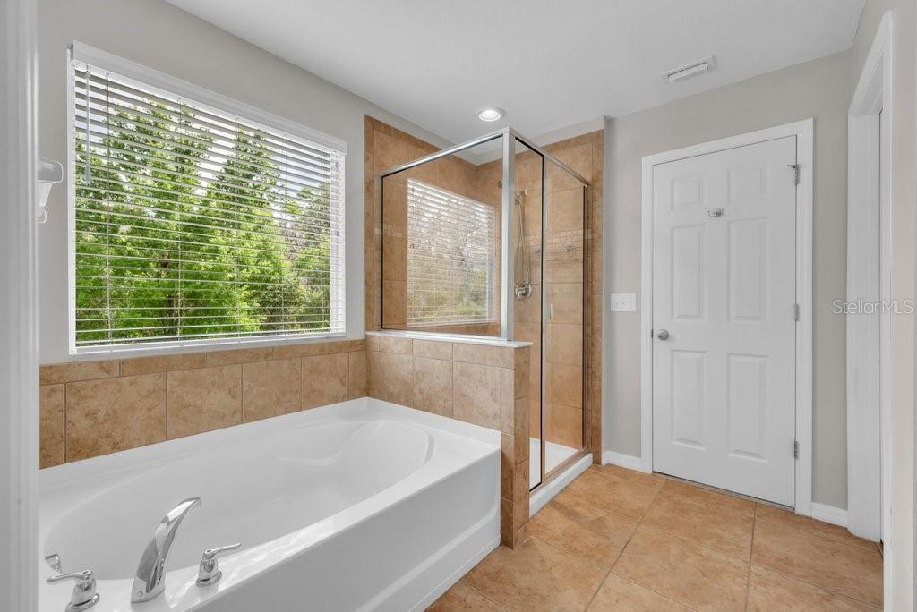 STARLING AT FISHHAWK PH IA - Residential