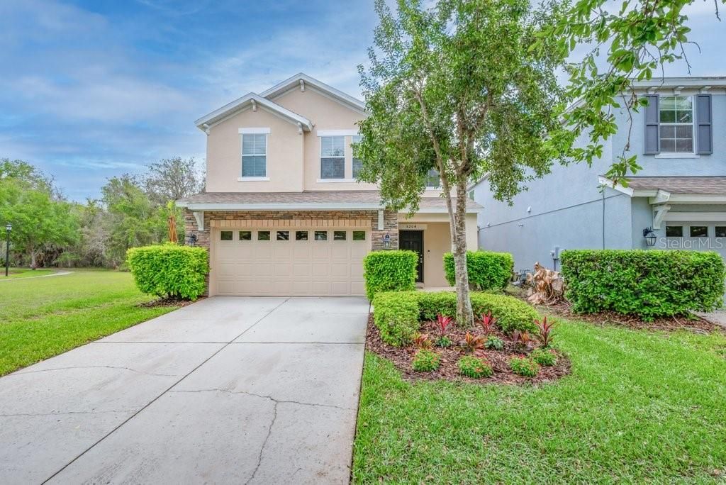 Photo of 5204 Bannister Park Lane, Lithia, FL 33547 (MLS # TB8492345)