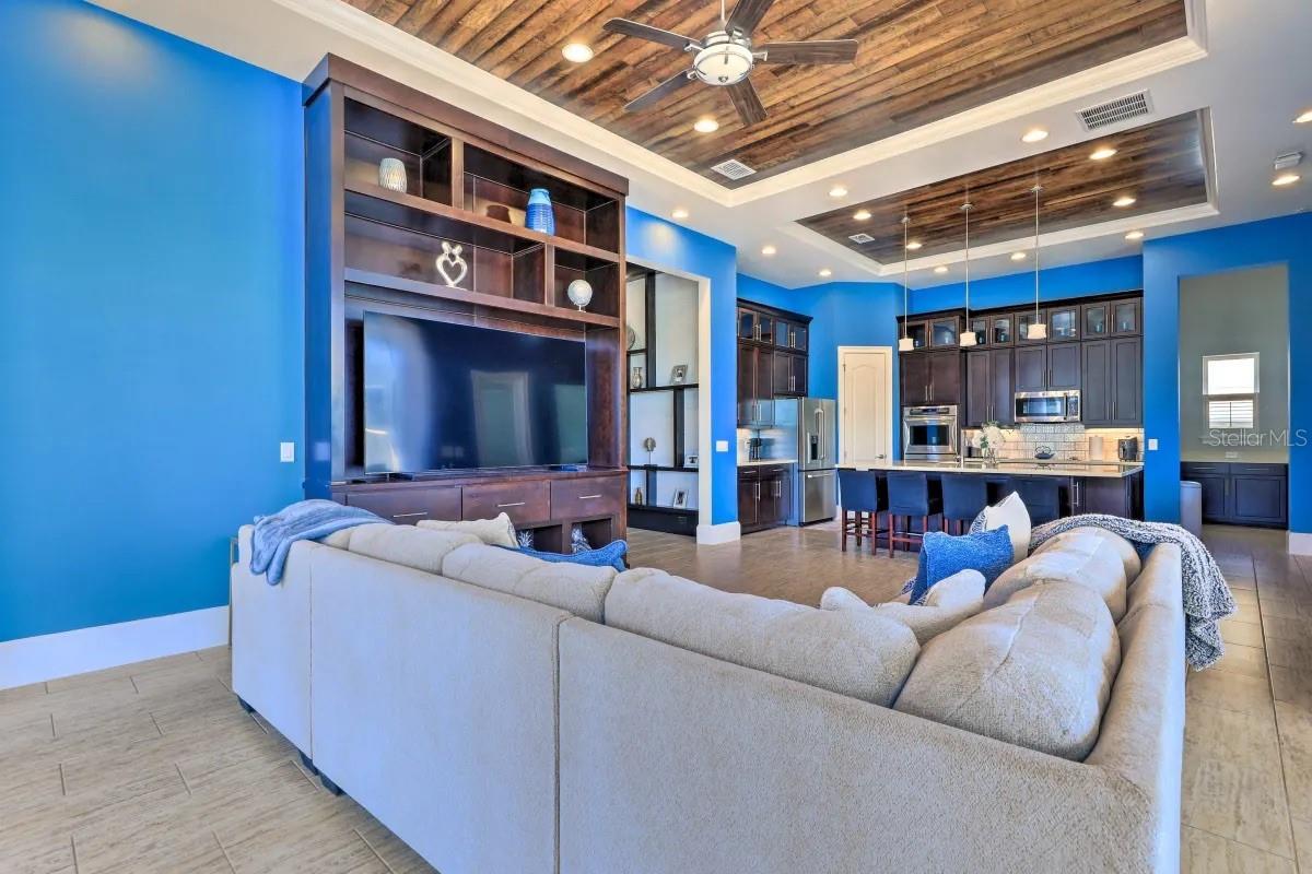 LAUREATE PARK - Residential Lease