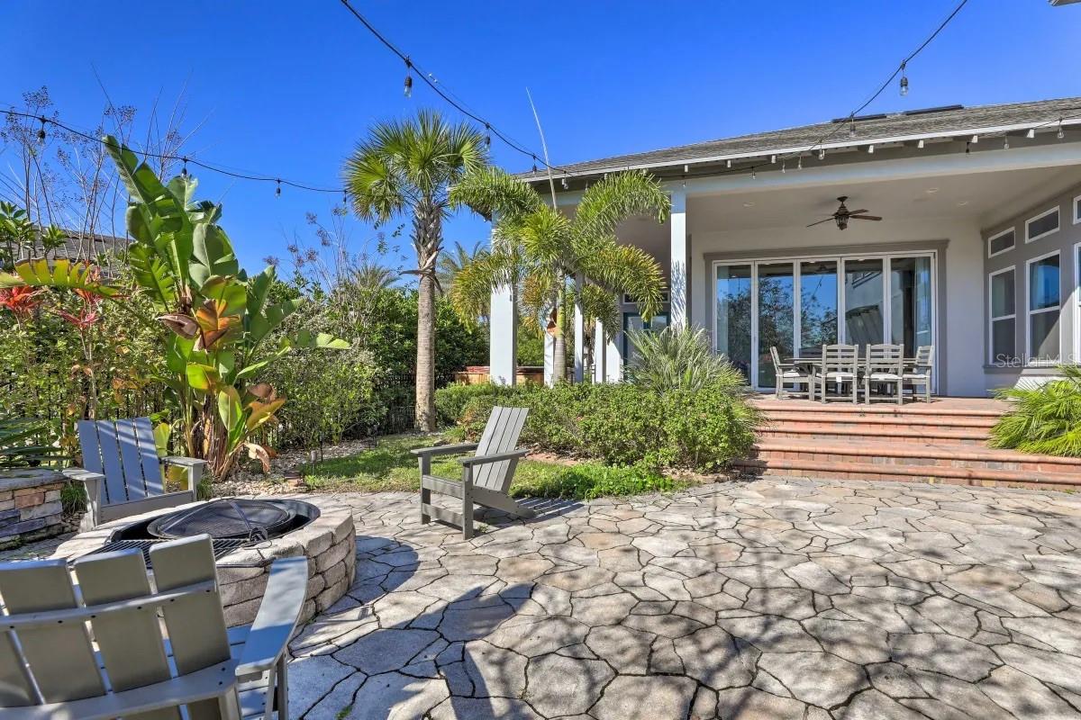 LAUREATE PARK - Residential Lease