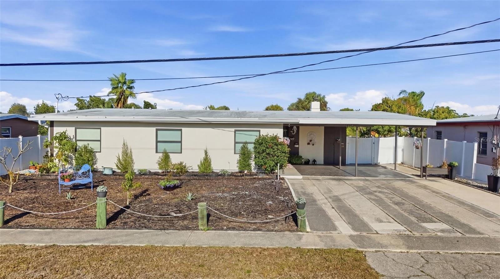 4086 GARDNER DRIVE