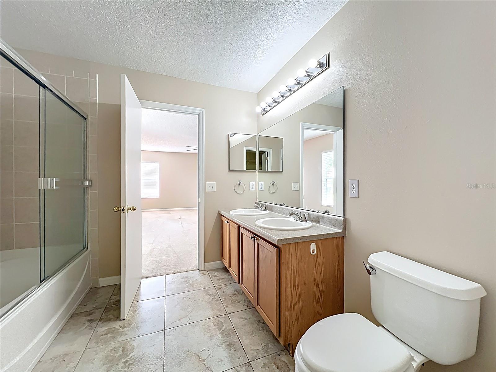 WATERFORD TRLS PH I - Residential