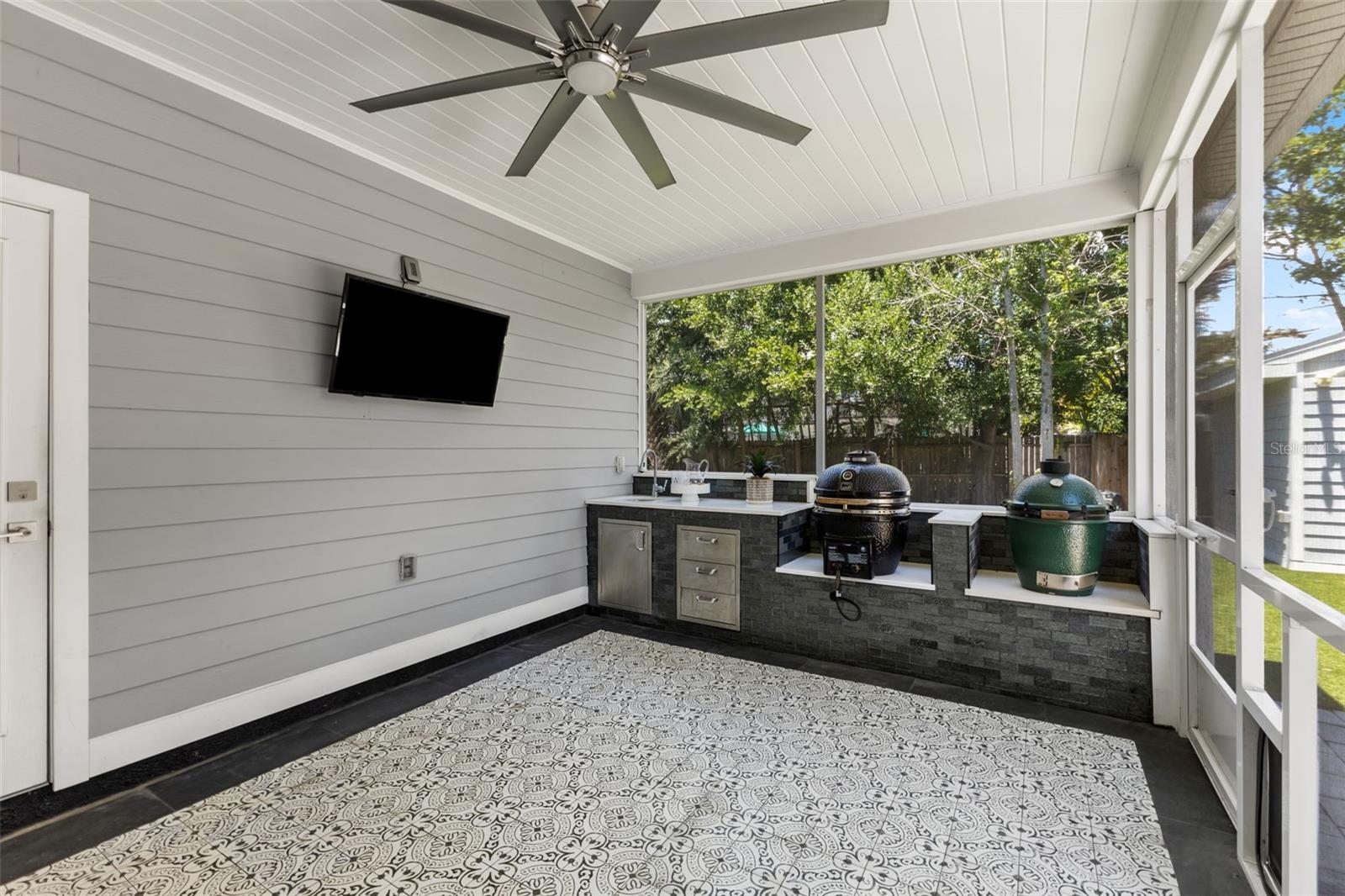MARGARET ANNE SUB REVI - Residential