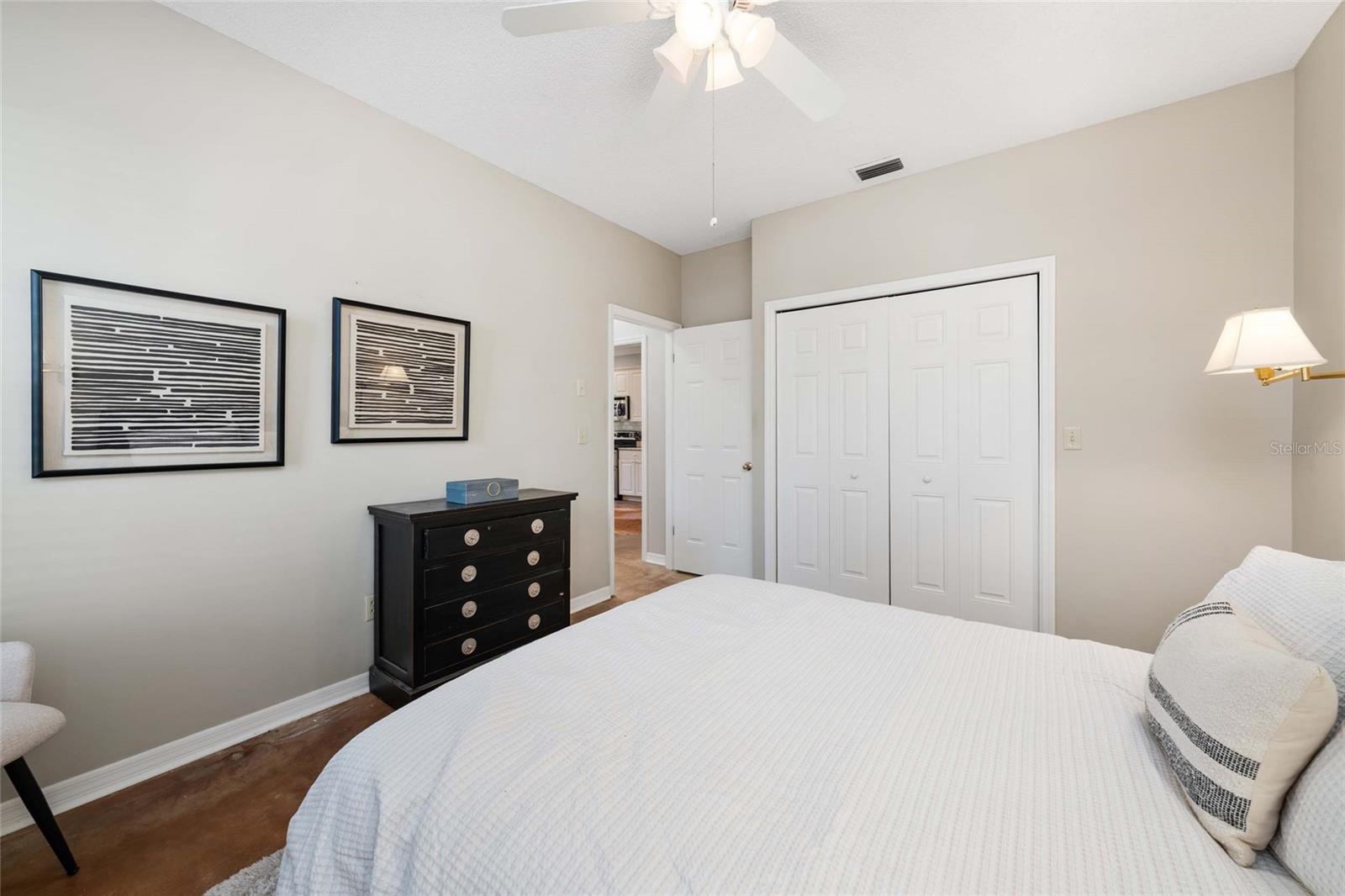 WOODSEDGE - Residential Lease