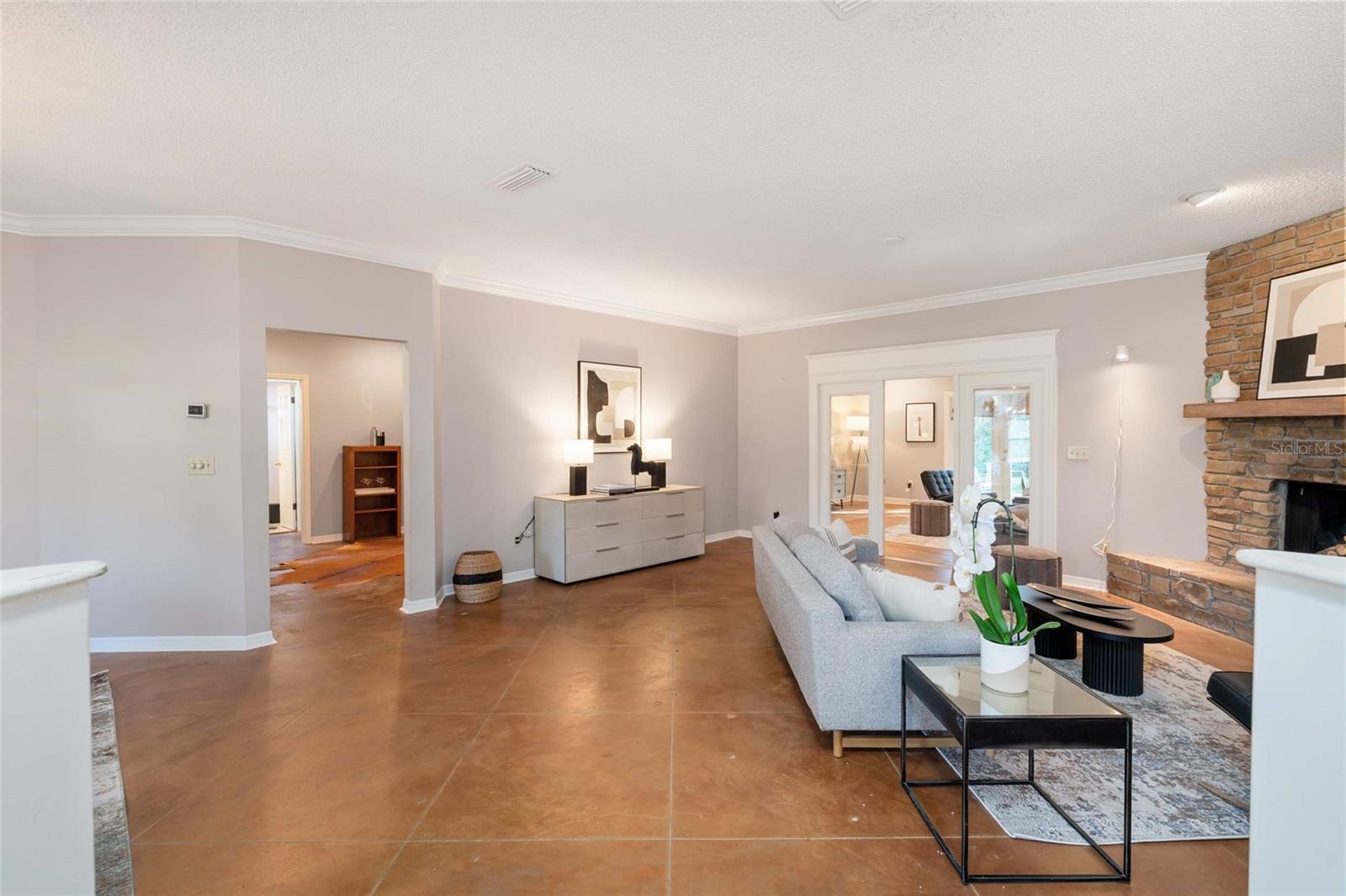 WOODSEDGE - Residential Lease