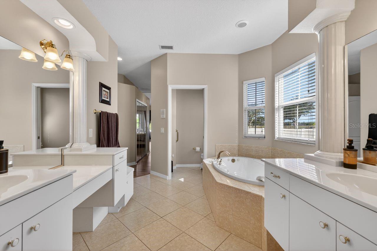 FOXBROOK PH II - Residential