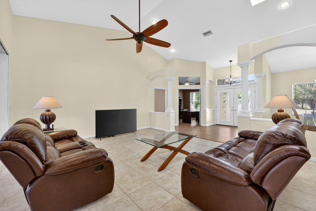 FOXBROOK PH II - Residential