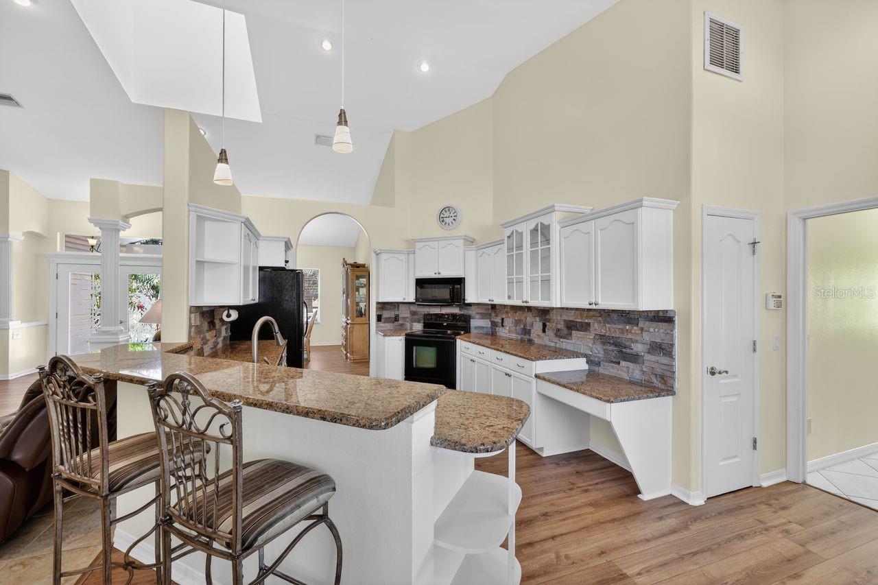 FOXBROOK PH II - Residential