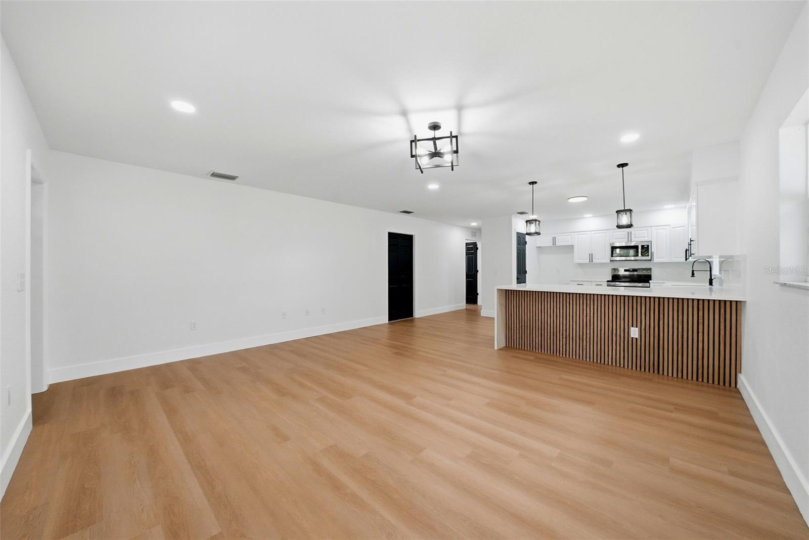 GANBRIDGE HUB - Residential