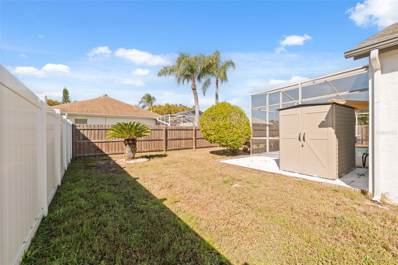 HUNTERS RIDGE - Residential