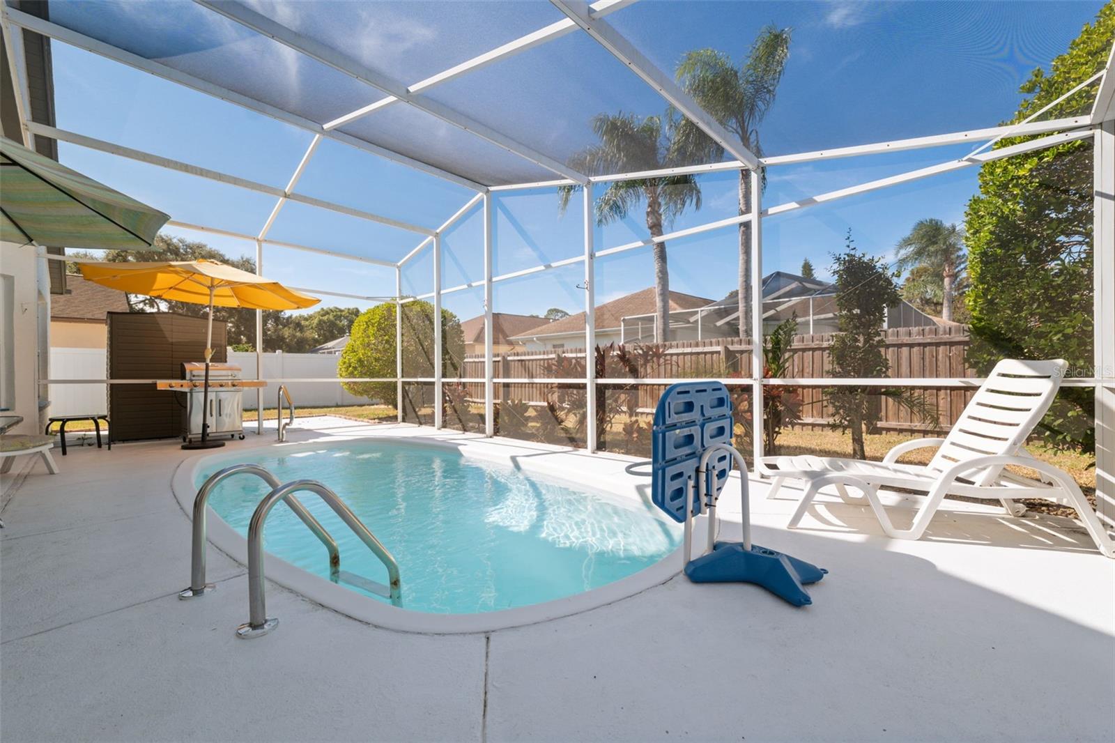 HUNTERS RIDGE - Residential