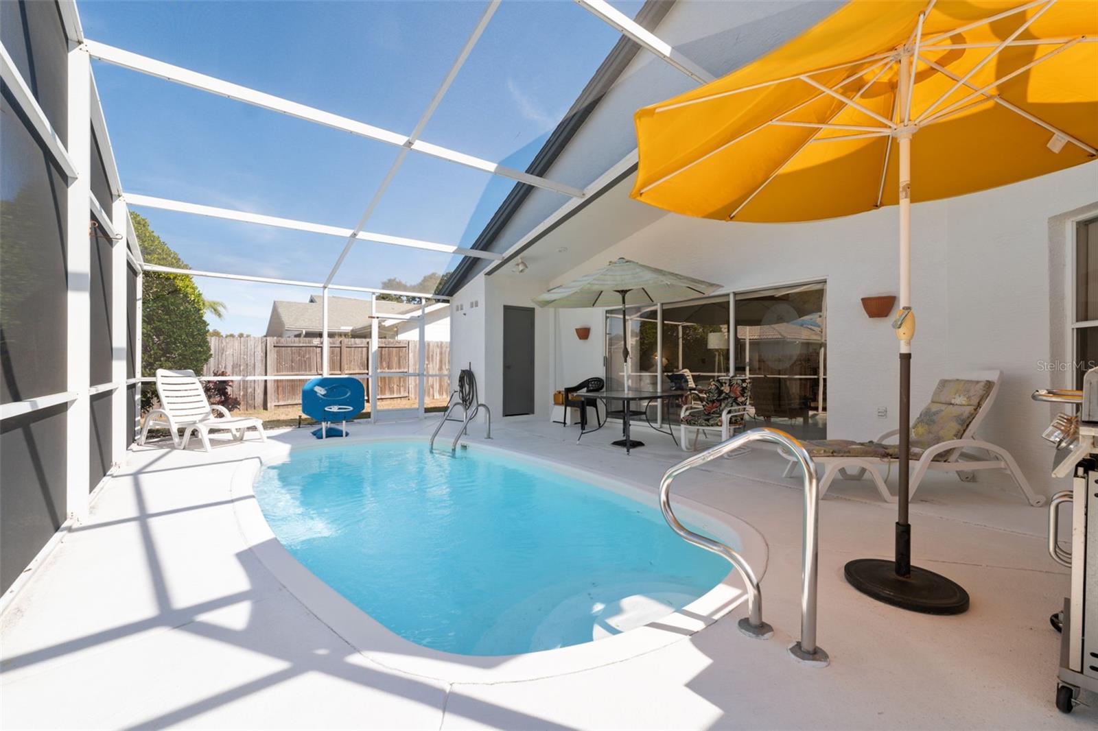 HUNTERS RIDGE - Residential