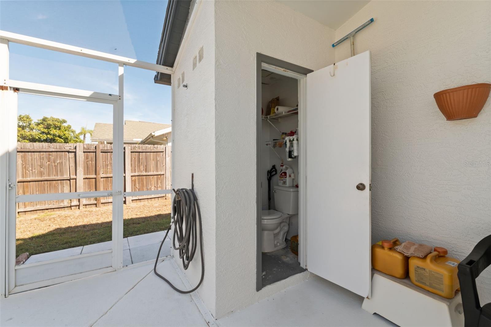 HUNTERS RIDGE - Residential