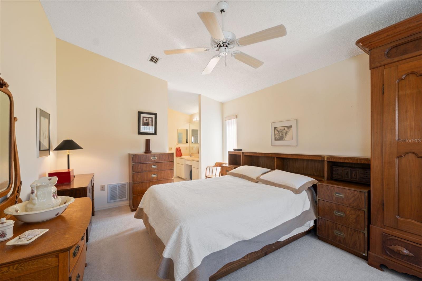 HUNTERS RIDGE - Residential