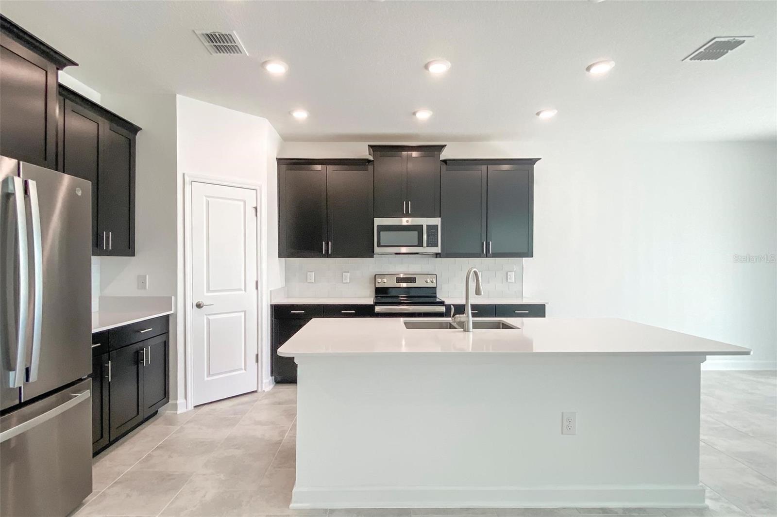 TOHOQUA PH 2 - Residential Lease