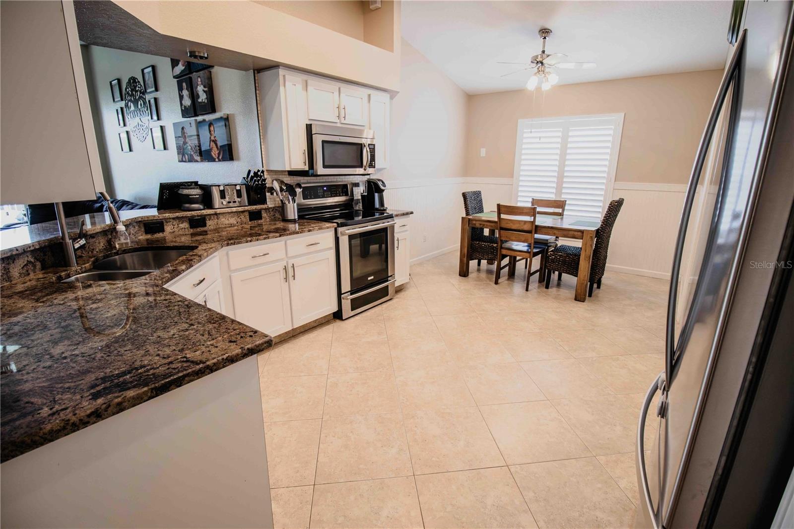 PRESERVE AT CYPRESS LAKES PH I THE - Residential