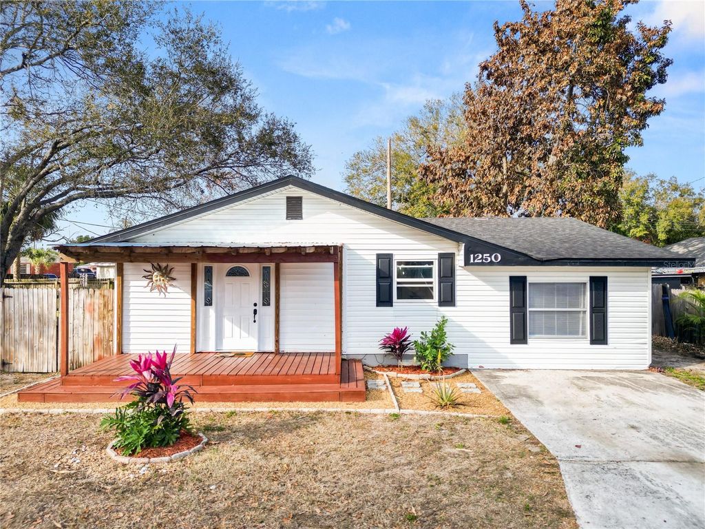 Photo of 1250 Mitchell Street, Lakeland, FL 33801 (MLS # L4959493)