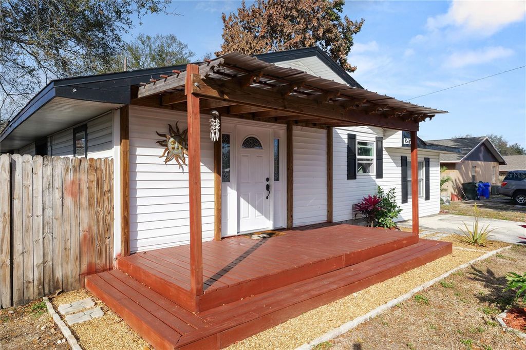 Photo of 1250 Mitchell Street, Lakeland, FL 33801 (MLS # L4959493)