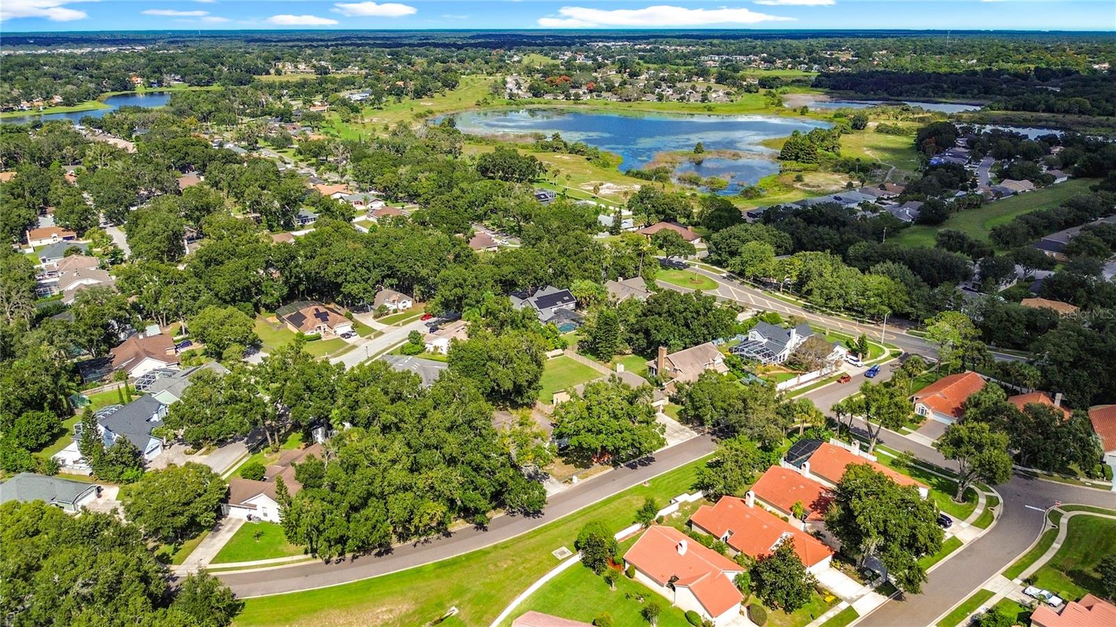 LEXINGTON CLUB PH 02 - Residential