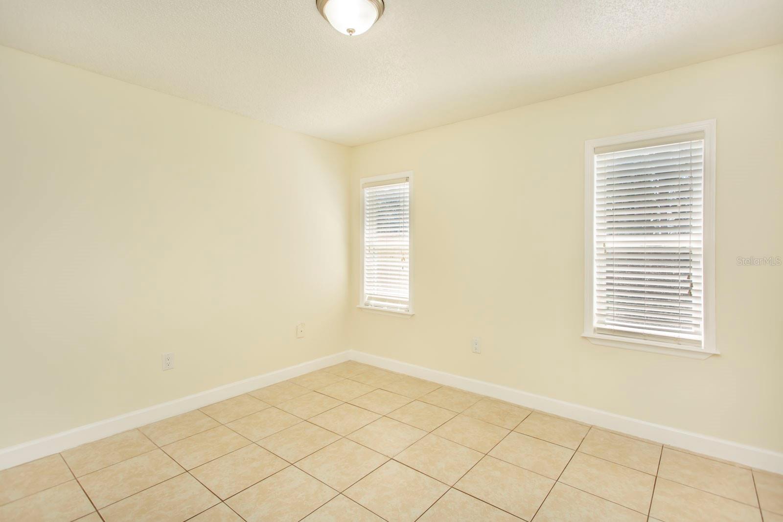 SEVEN SPGS HOMES - Residential