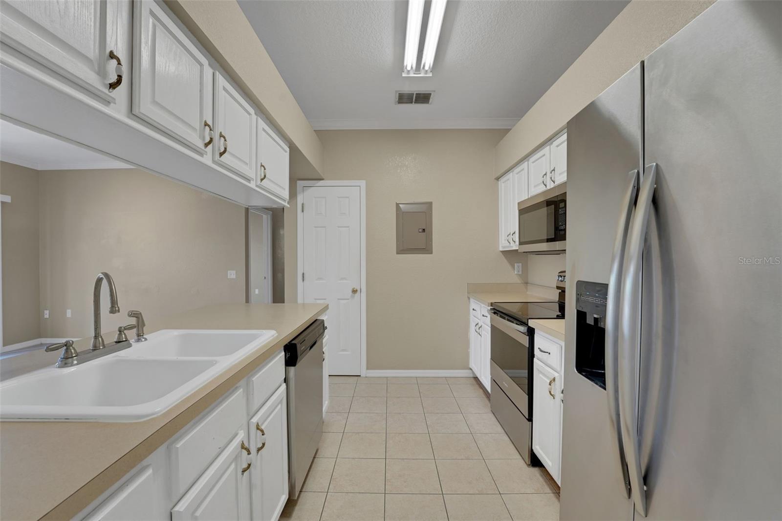 EAGLE POND CONDO - Residential