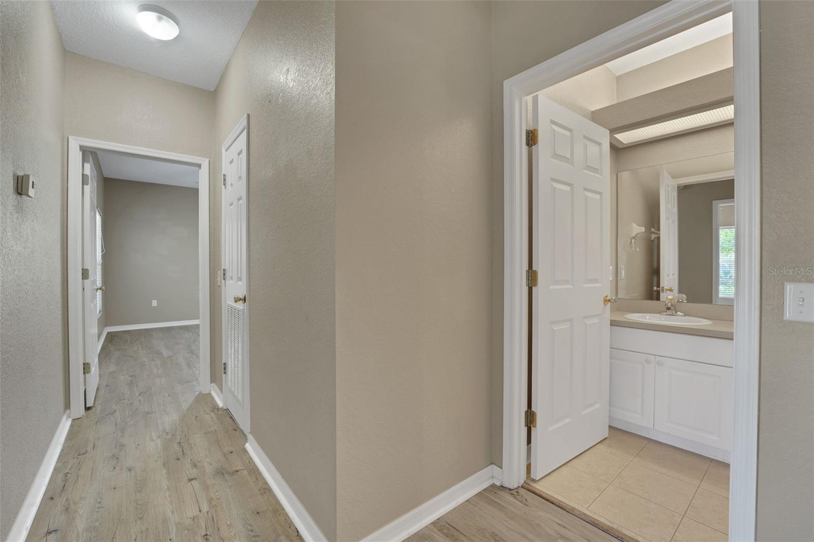 EAGLE POND CONDO - Residential