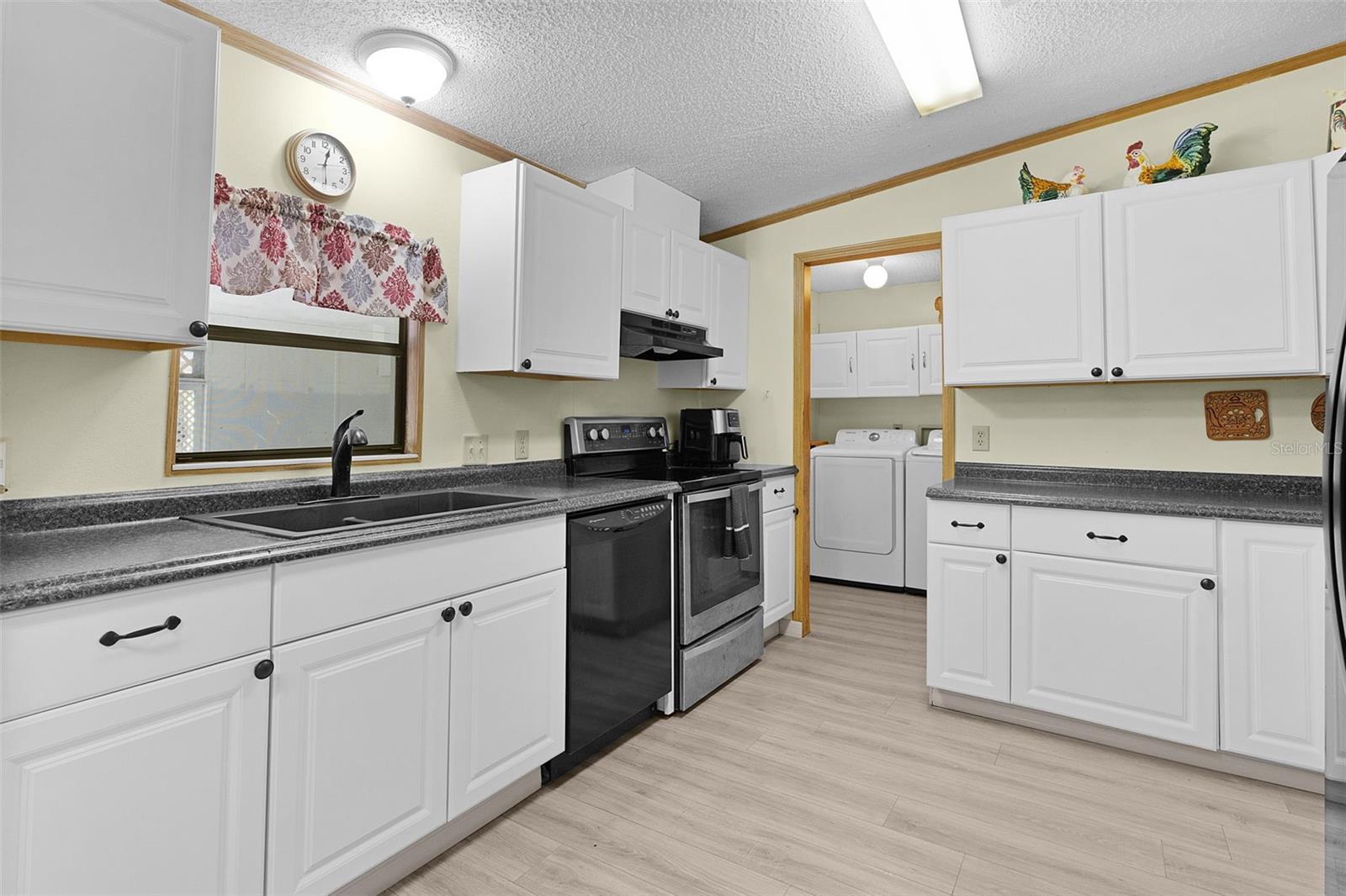 BELLEVIEW HEIGHTS ESTATE - Residential
