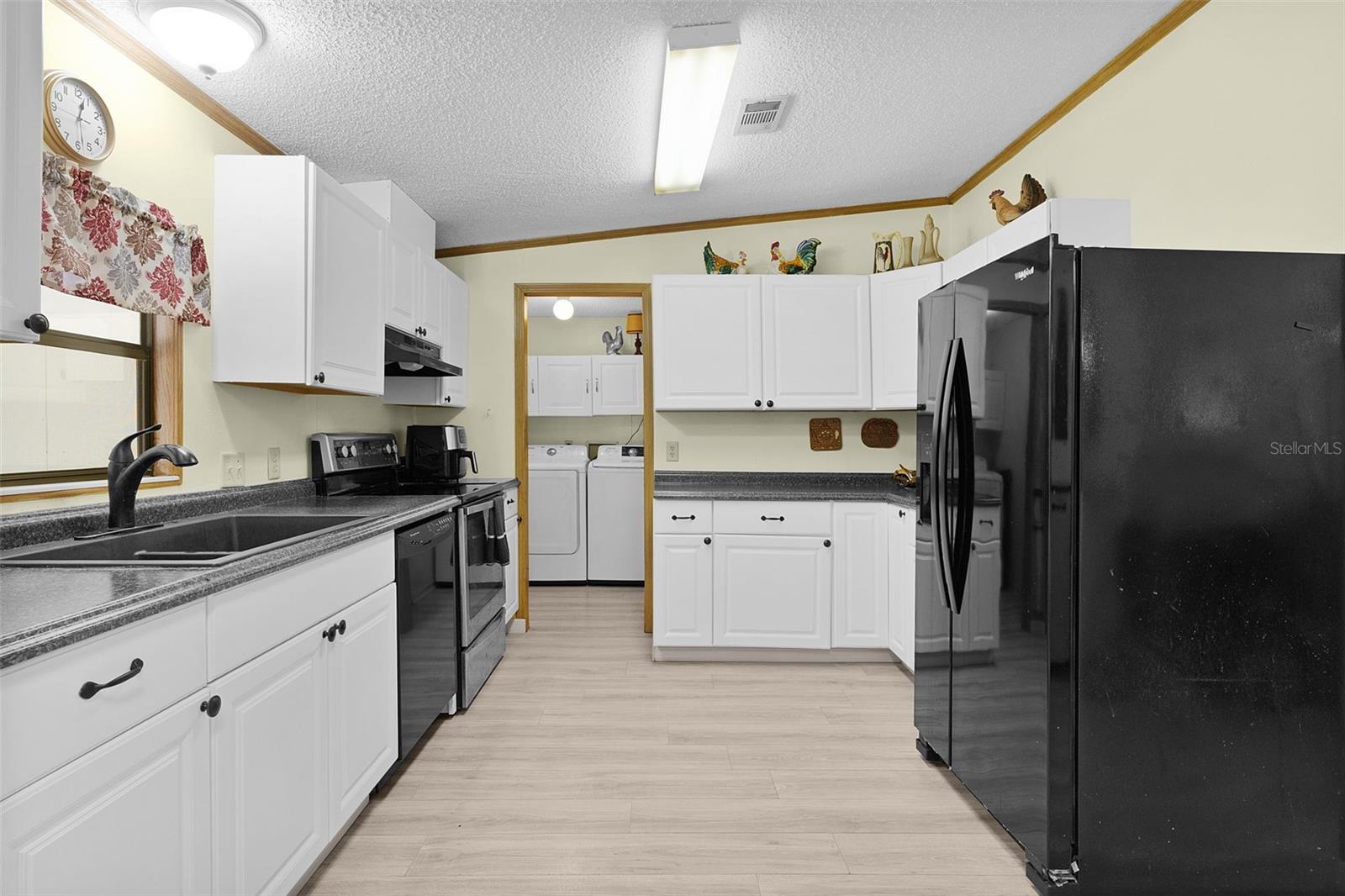 BELLEVIEW HEIGHTS ESTATE - Residential