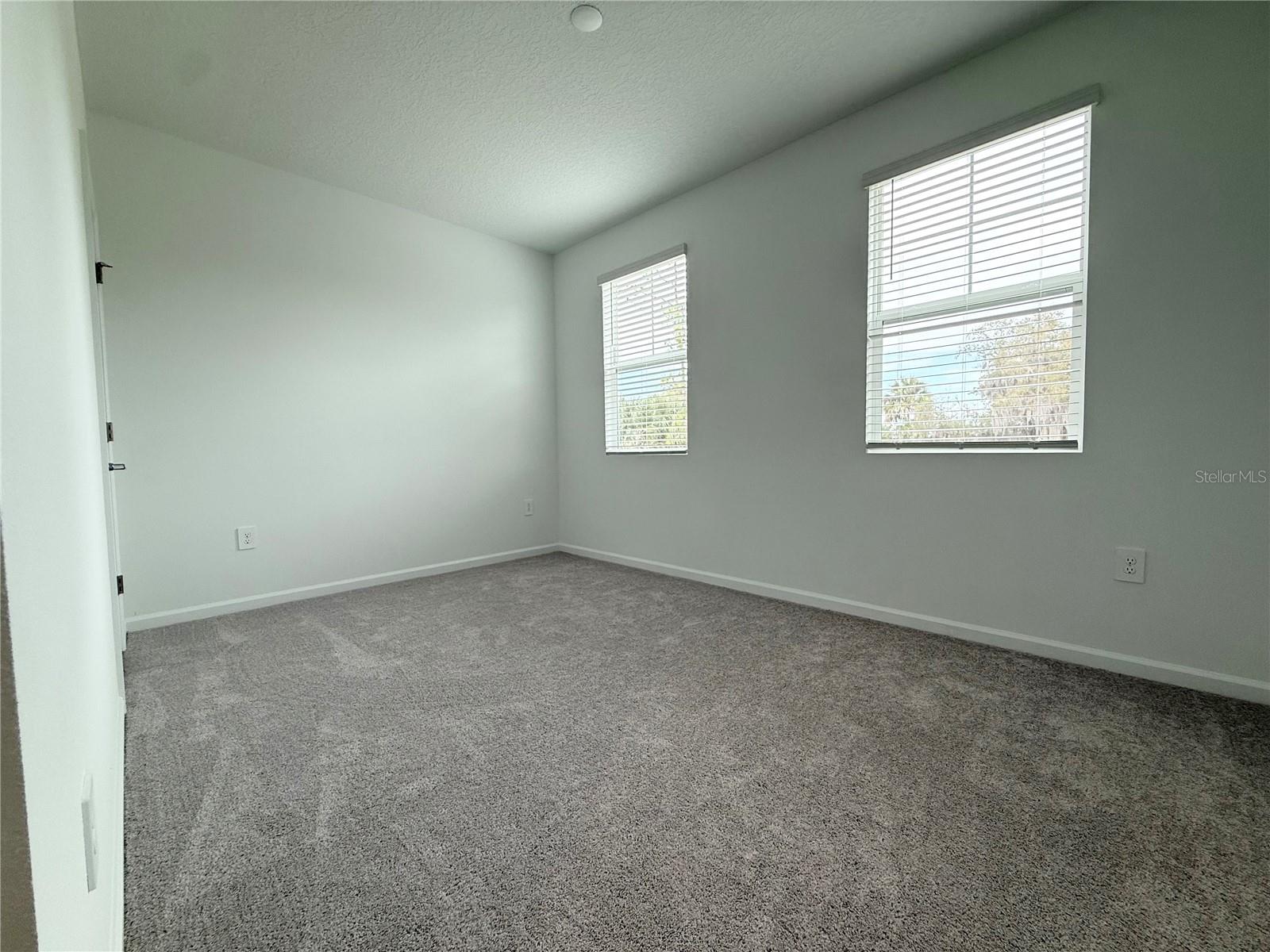 RIVINGTON 34S - Residential Lease