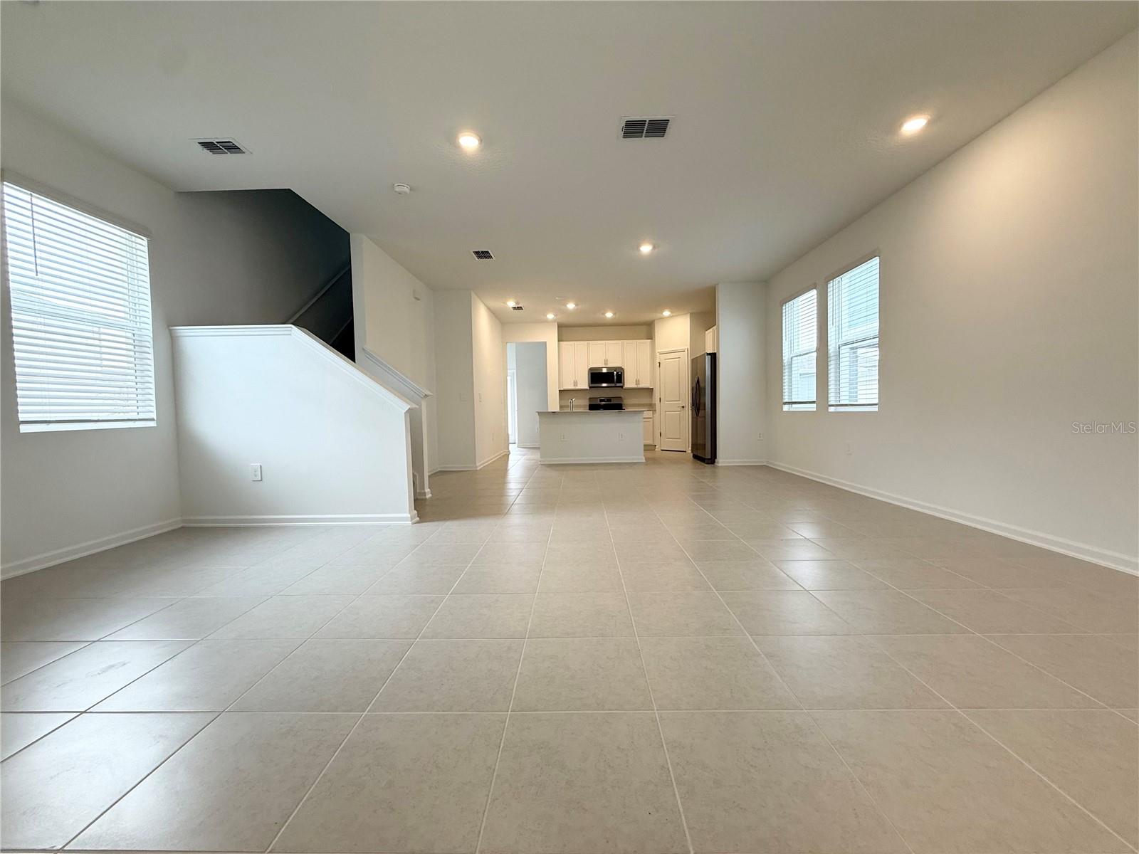 RIVINGTON 34S - Residential Lease