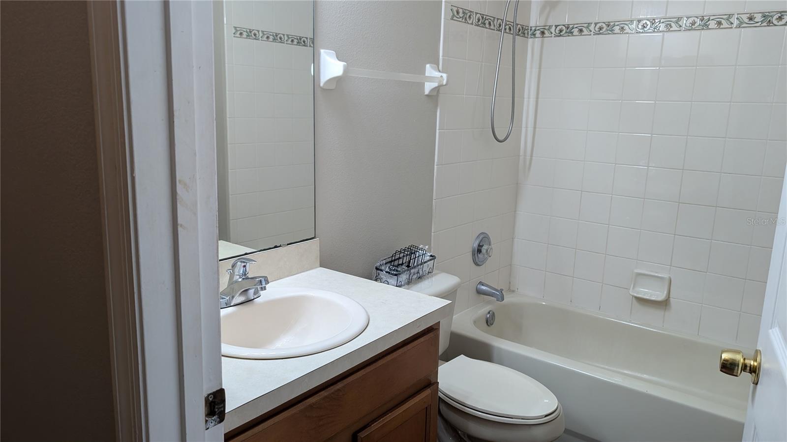 RYBOLT RESERVE PH 01 49 95 - Residential Lease