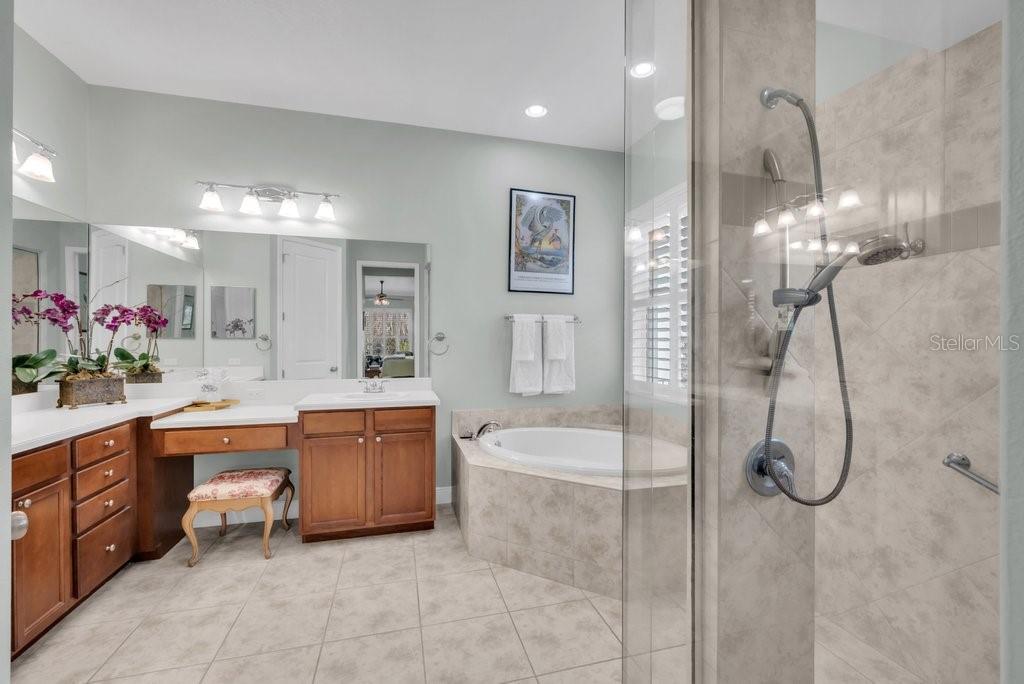 FISHHAWK RANCH - Residential