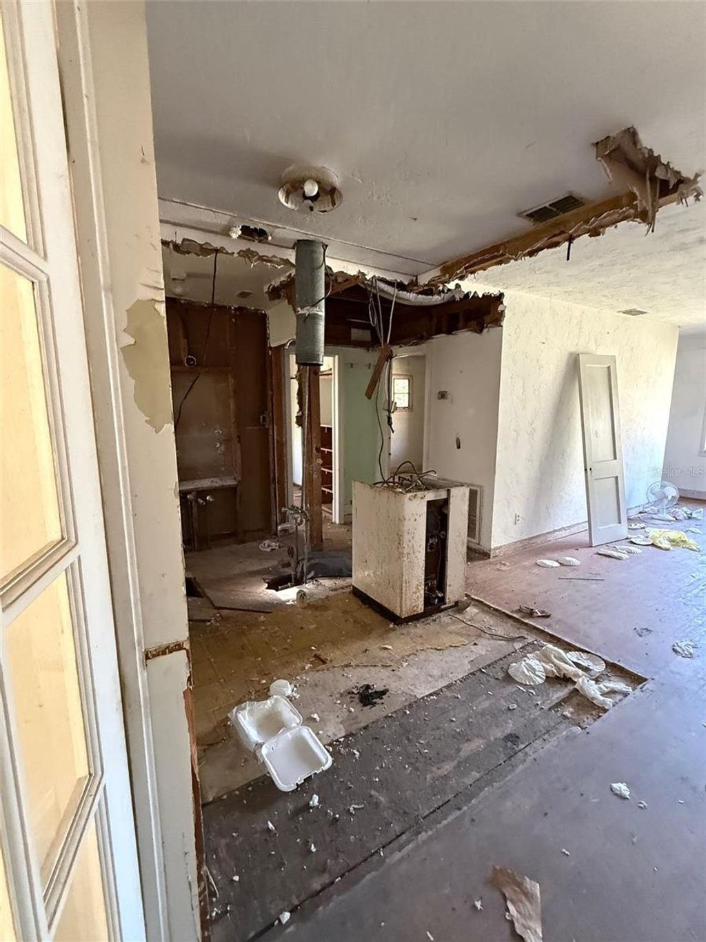 Photo of 1130 NE 10th Street, Ocala, FL 34470 (MLS # OM718129)